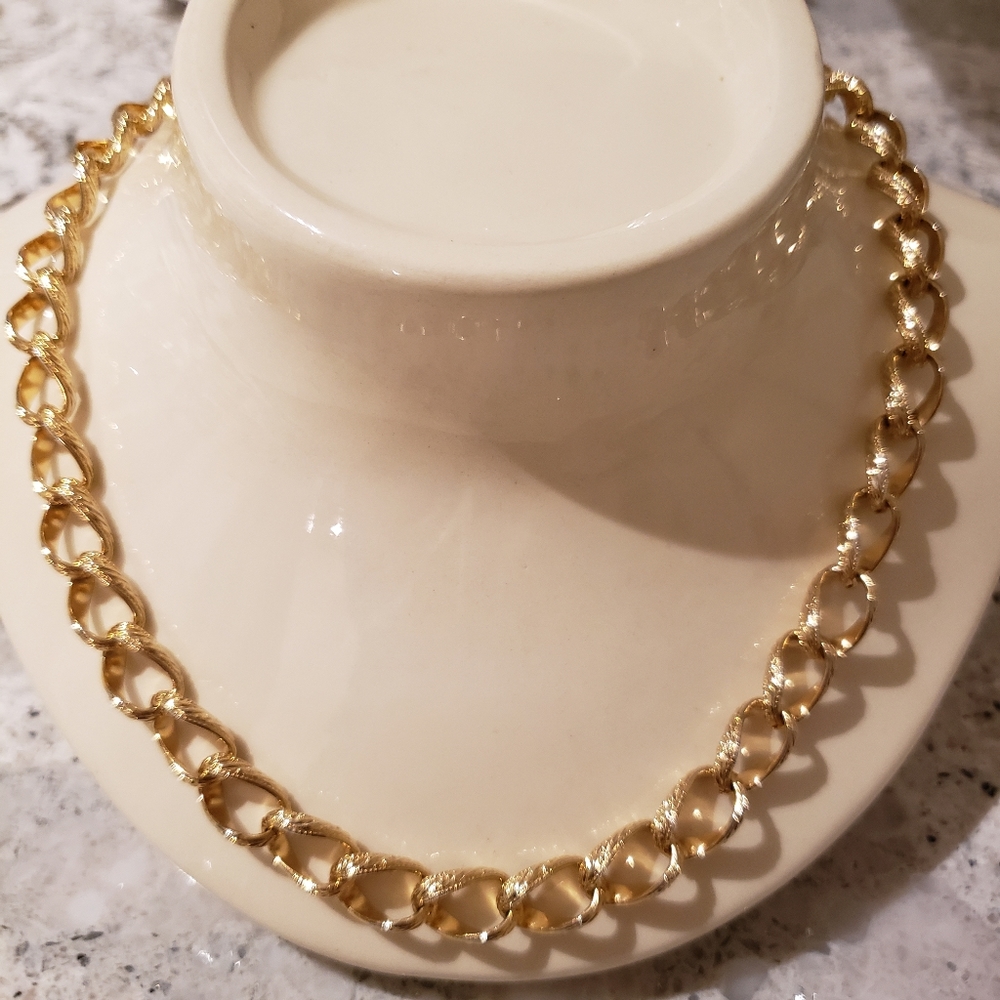 Vendome necklace.